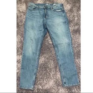 Old Navy Athletic Skinny Jeans 38x32